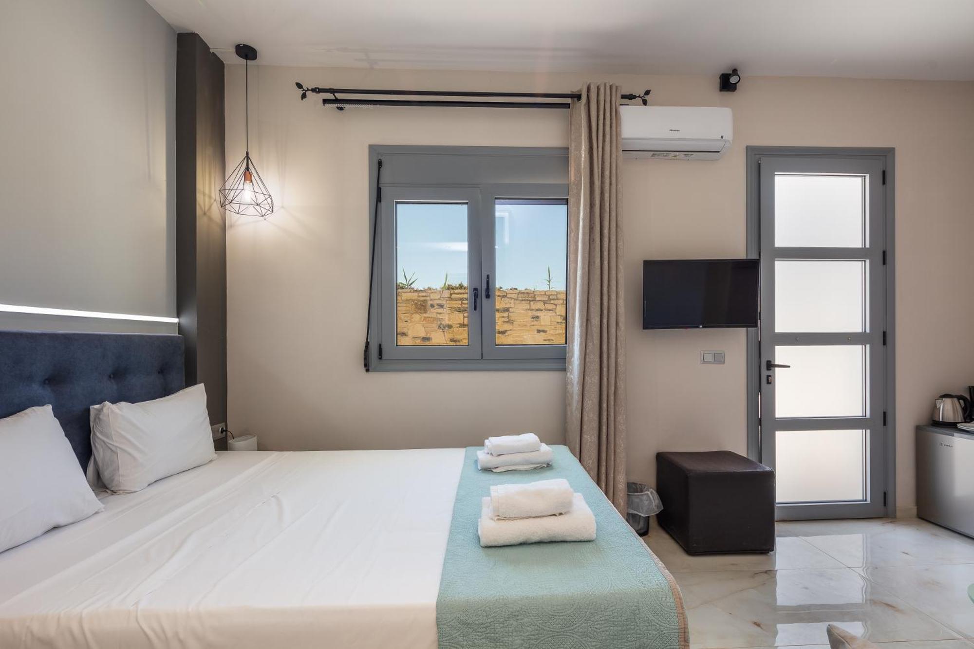 Hotel Iosifina, 80 Metres From Episkopi Beach! Dhramia Экстерьер фото