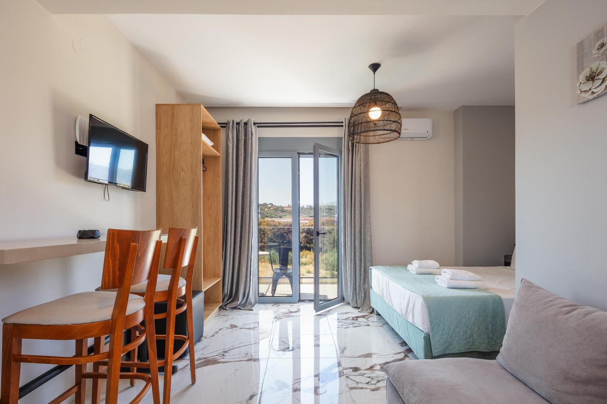 Hotel Iosifina, 80 Metres From Episkopi Beach! Dhramia Экстерьер фото